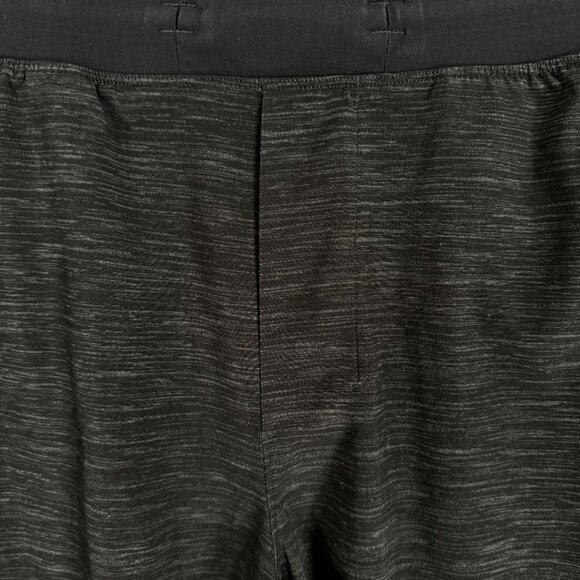 Lululemon T.H.E. Shorts Linerless‎ Heathered Black Mens M Workout Train Athletic - Picture 4 of 12